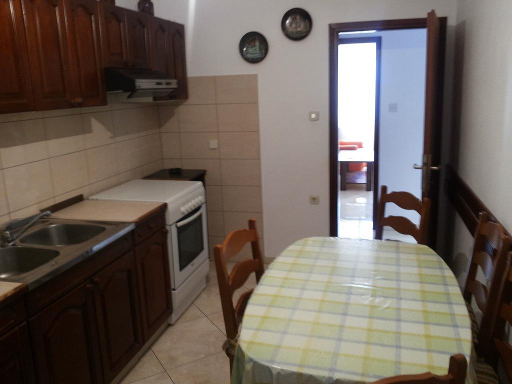Apartment Ranka Postira Zimmer foto